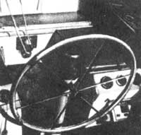 Румпель и рулевое колесо (штурвал).